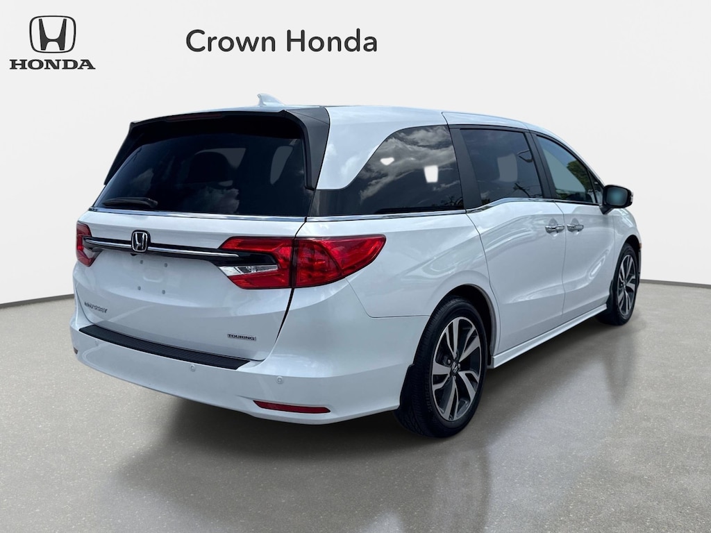 Certified 2024 Honda Odyssey Touring Van