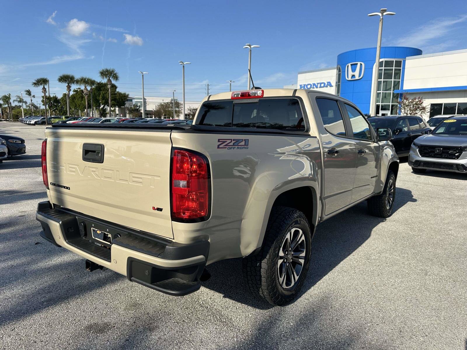 2021 Chevrolet Colorado Z71 photo 3
