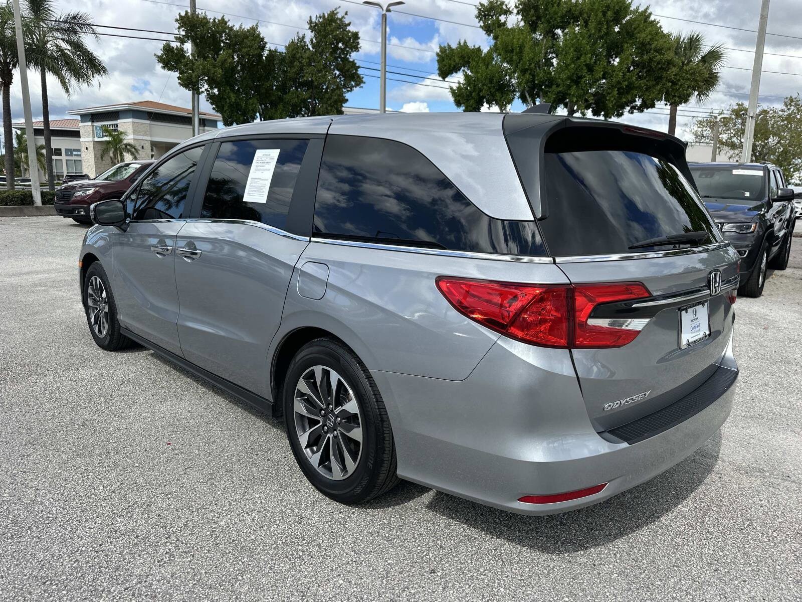 2024 Honda Odyssey EX-L photo 3
