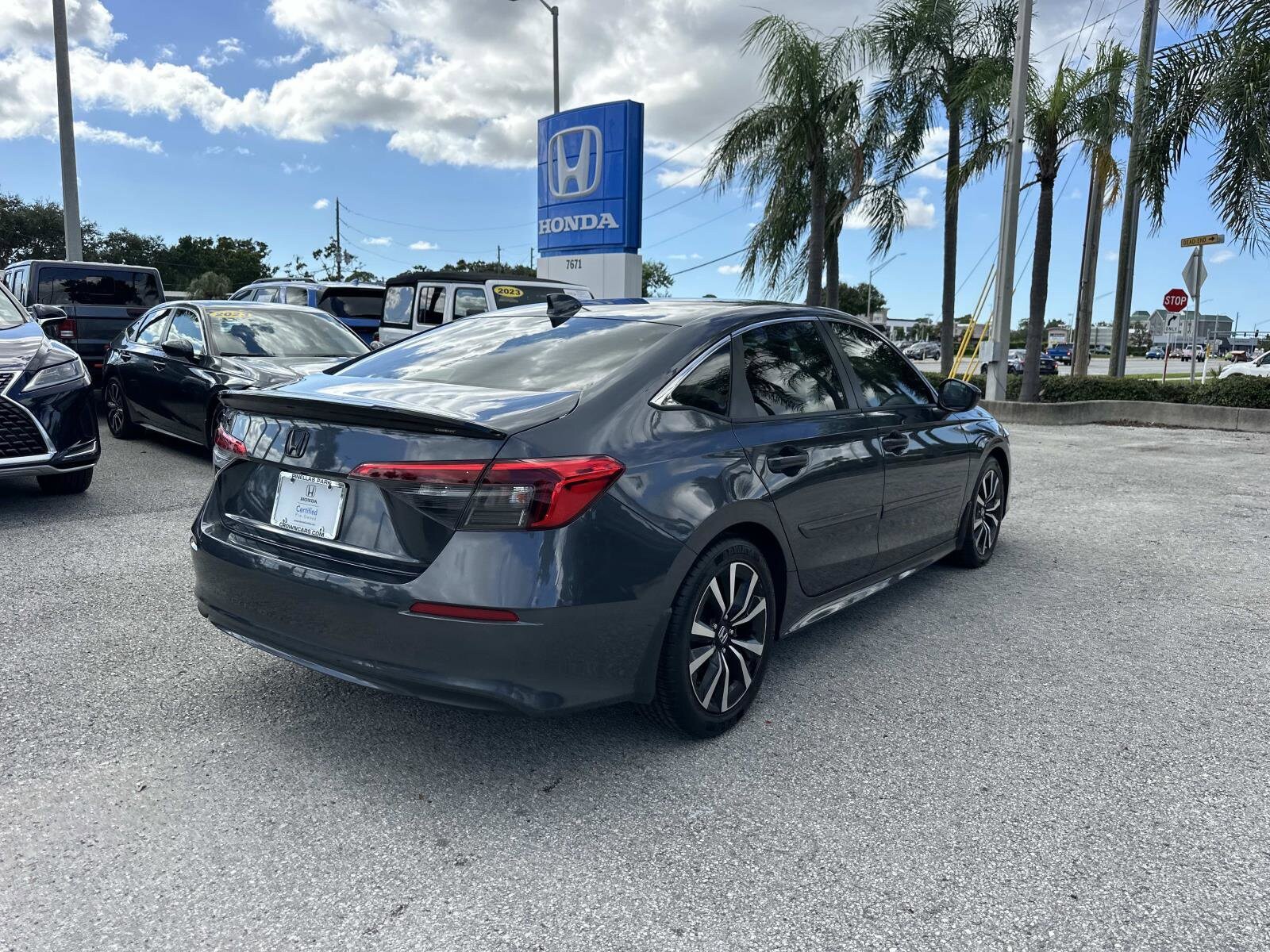 2022 Honda Civic EX photo 2