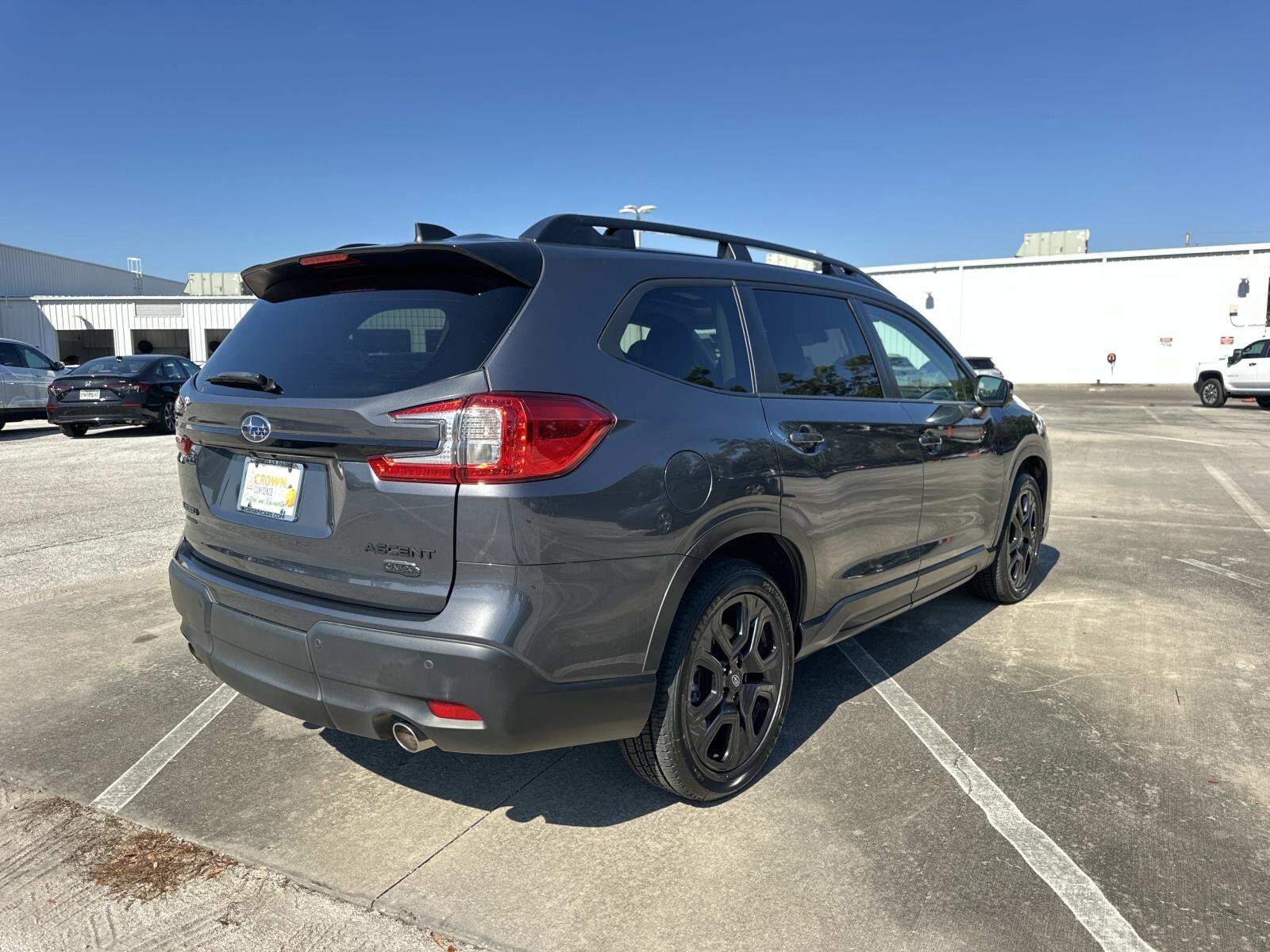 2023 Subaru Ascent Onyx Edition Limited photo 3