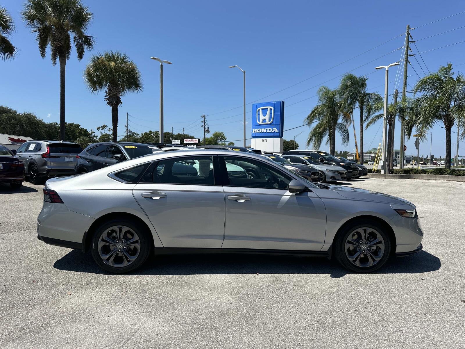 2023 Honda Accord EX photo 2