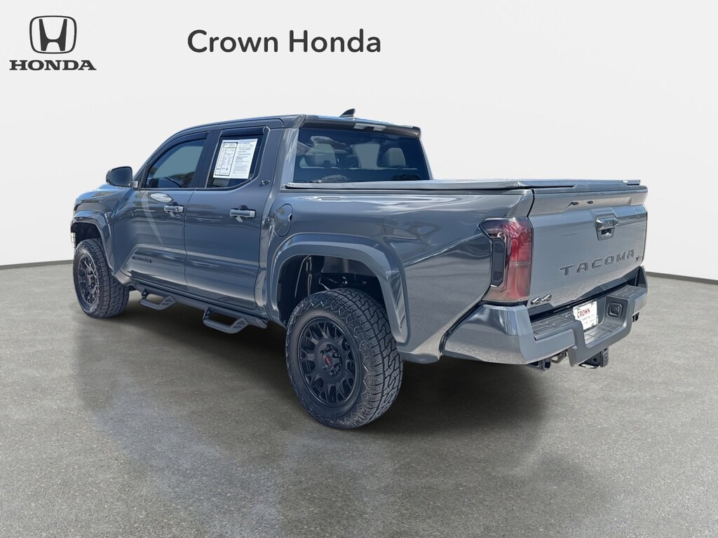 Used 2025 Toyota Tacoma SR5 Truck Double Cab