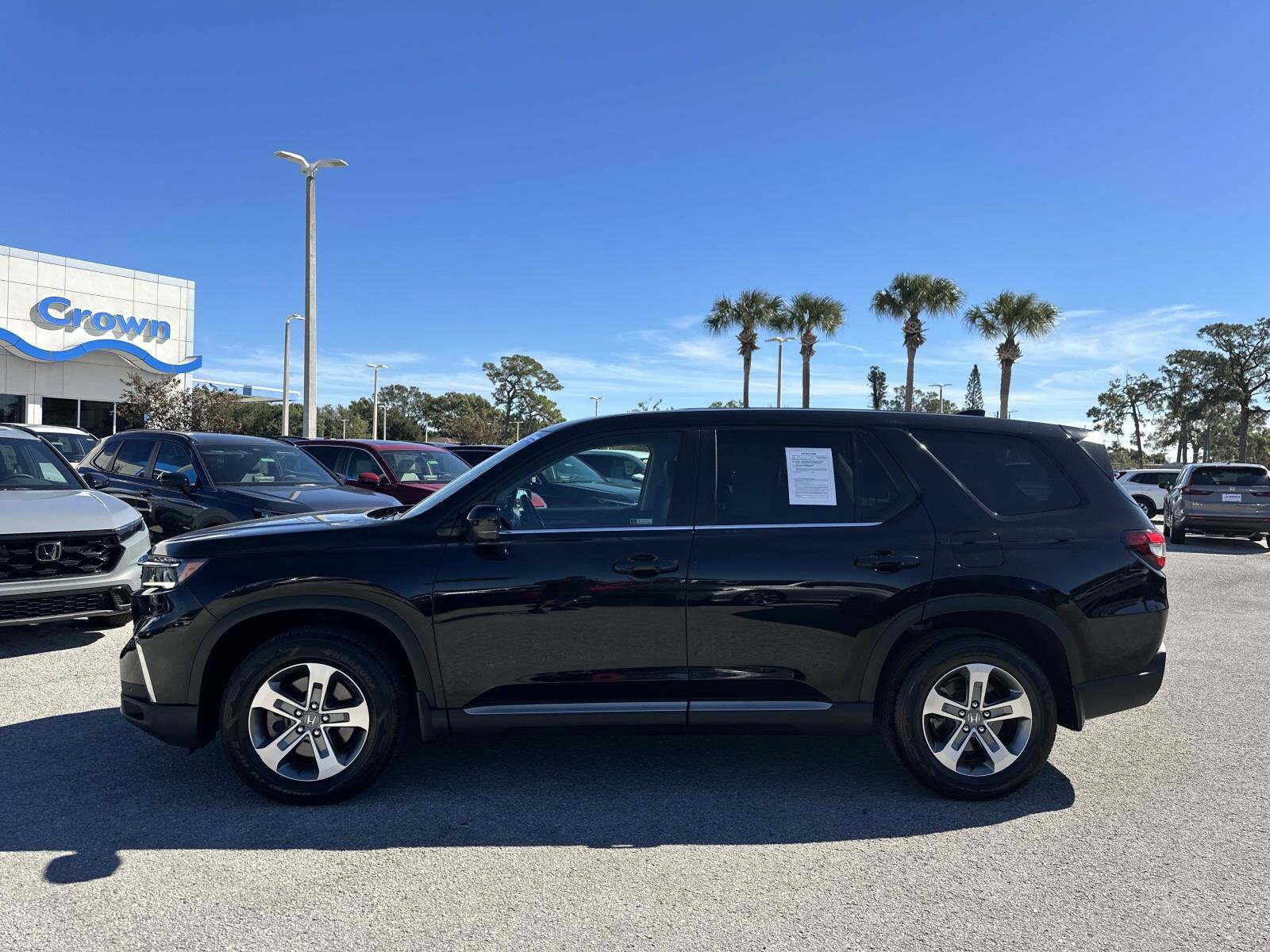 2024 Honda Pilot EX-L photo 2