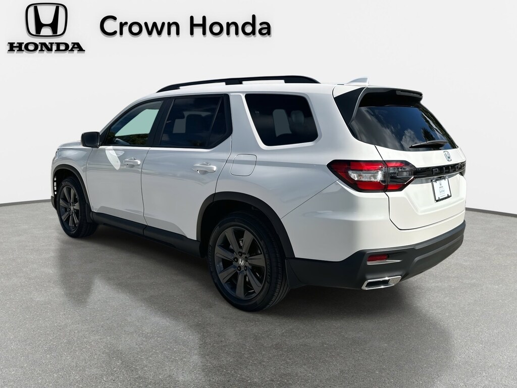 Certified 2025 Honda Pilot Sport SUV