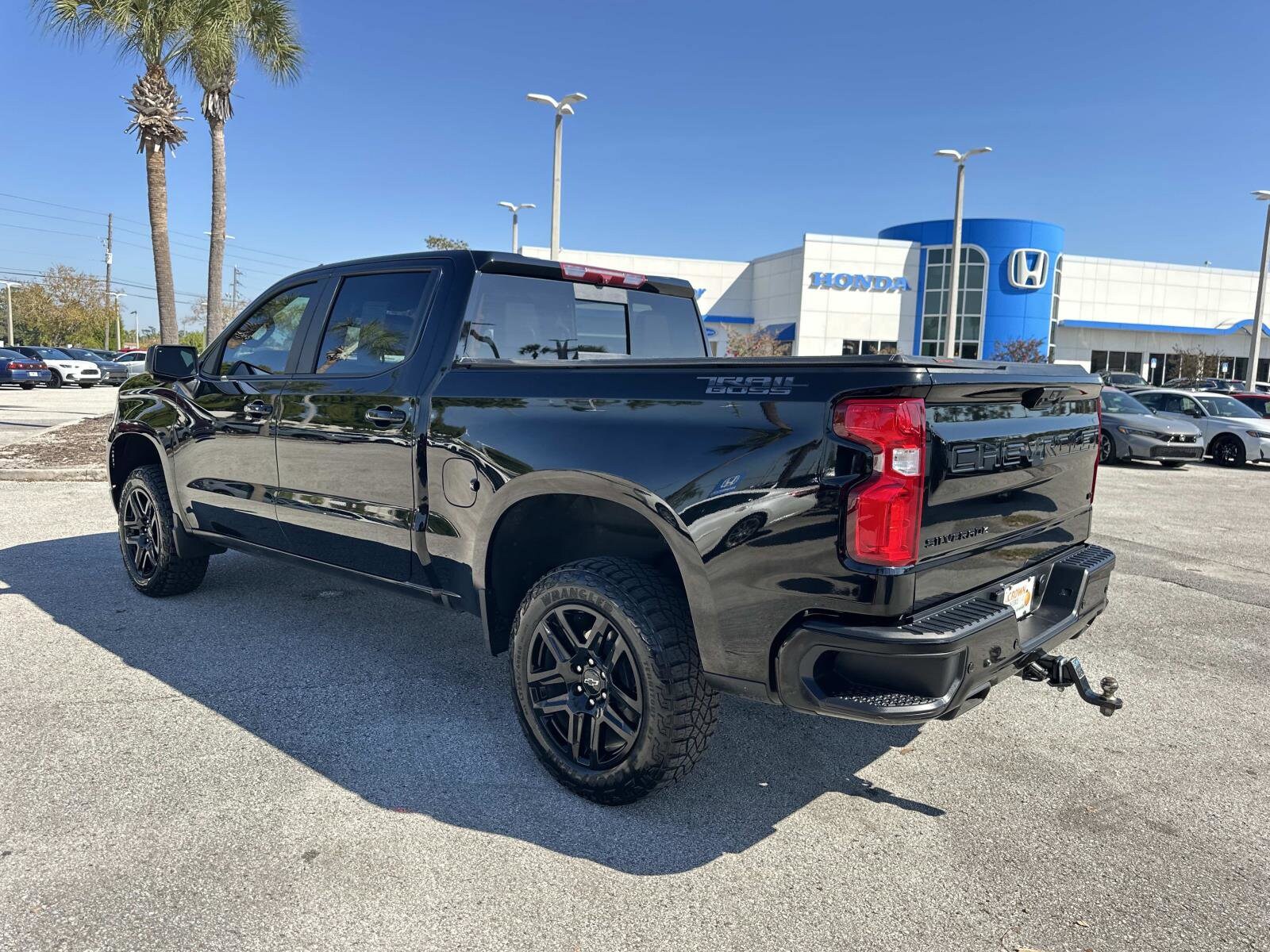 2024 Chevrolet Silverado 1500 LT Trail Boss photo 2