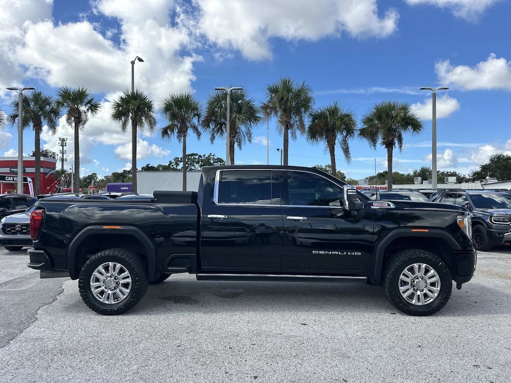 Used 2022 GMC Sierra 2500HD Denali Truck Crew Cab