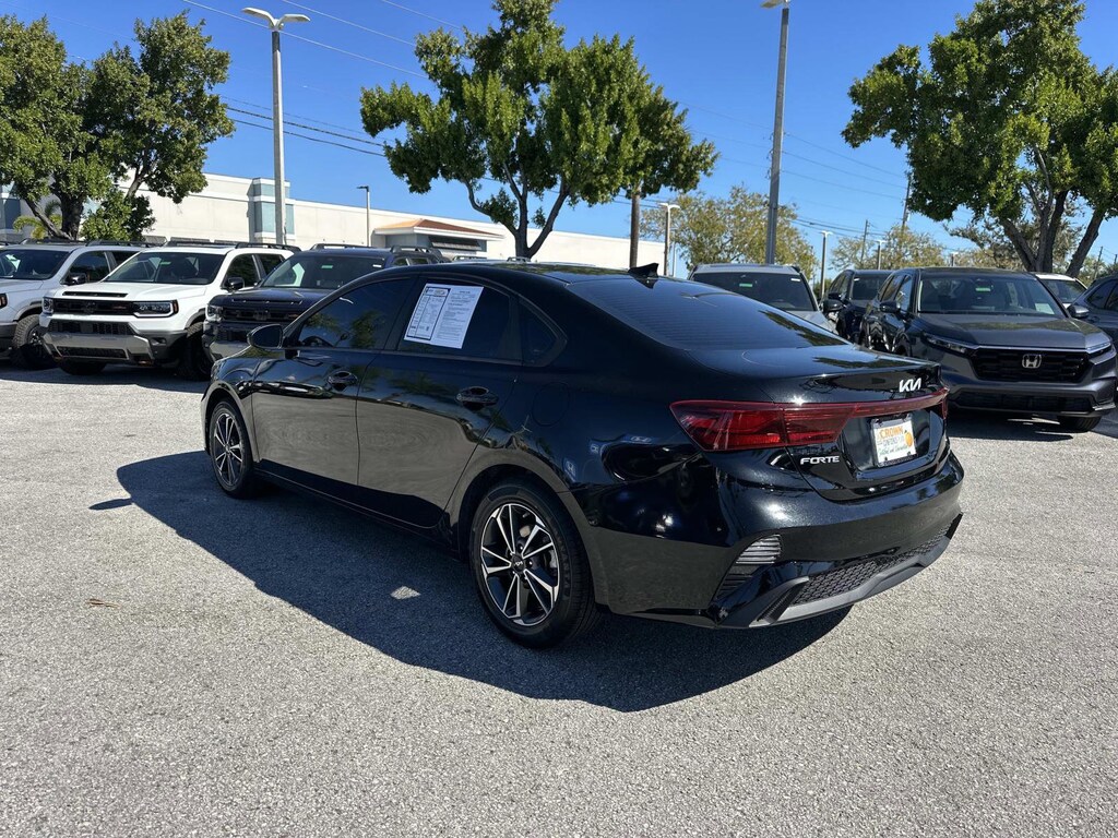 Used 2022 Kia Forte LXS Sedan