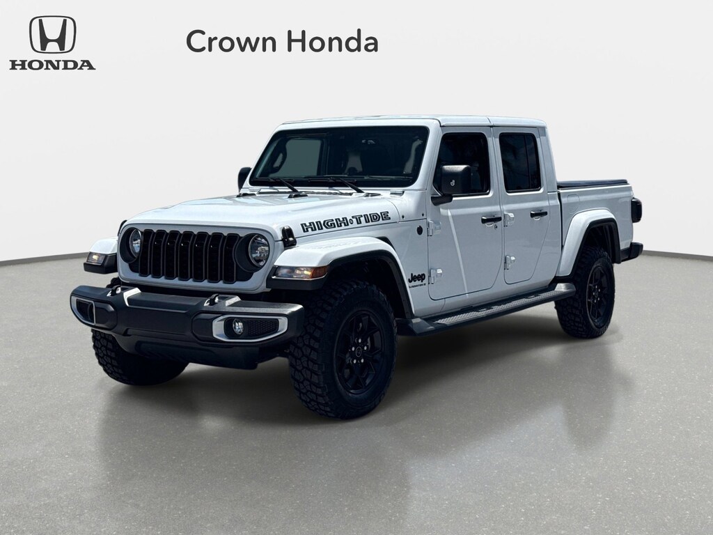 Used 2025 Jeep Gladiator High Tide Truck Crew Cab
