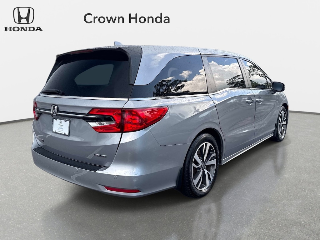 Certified 2023 Honda Odyssey Touring Van