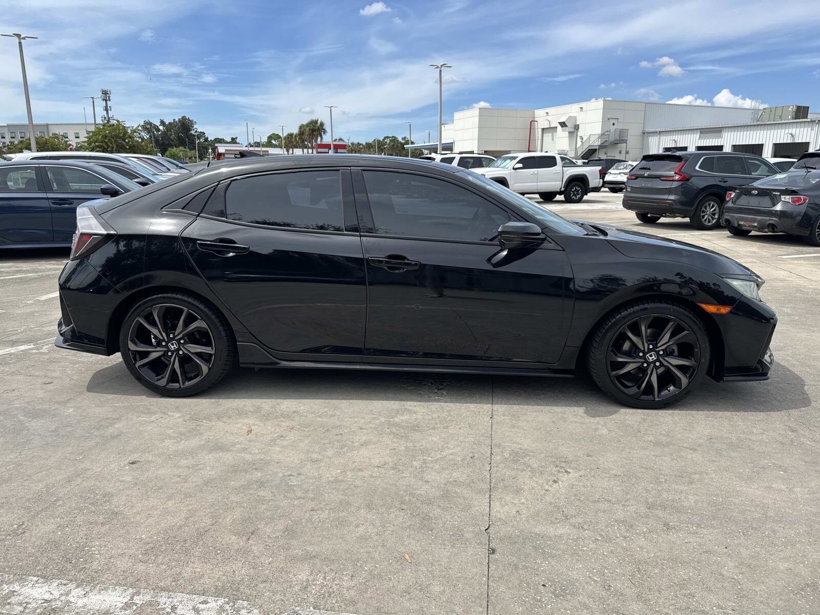 2017 Honda Civic Sport Touring Hatchback photo 2