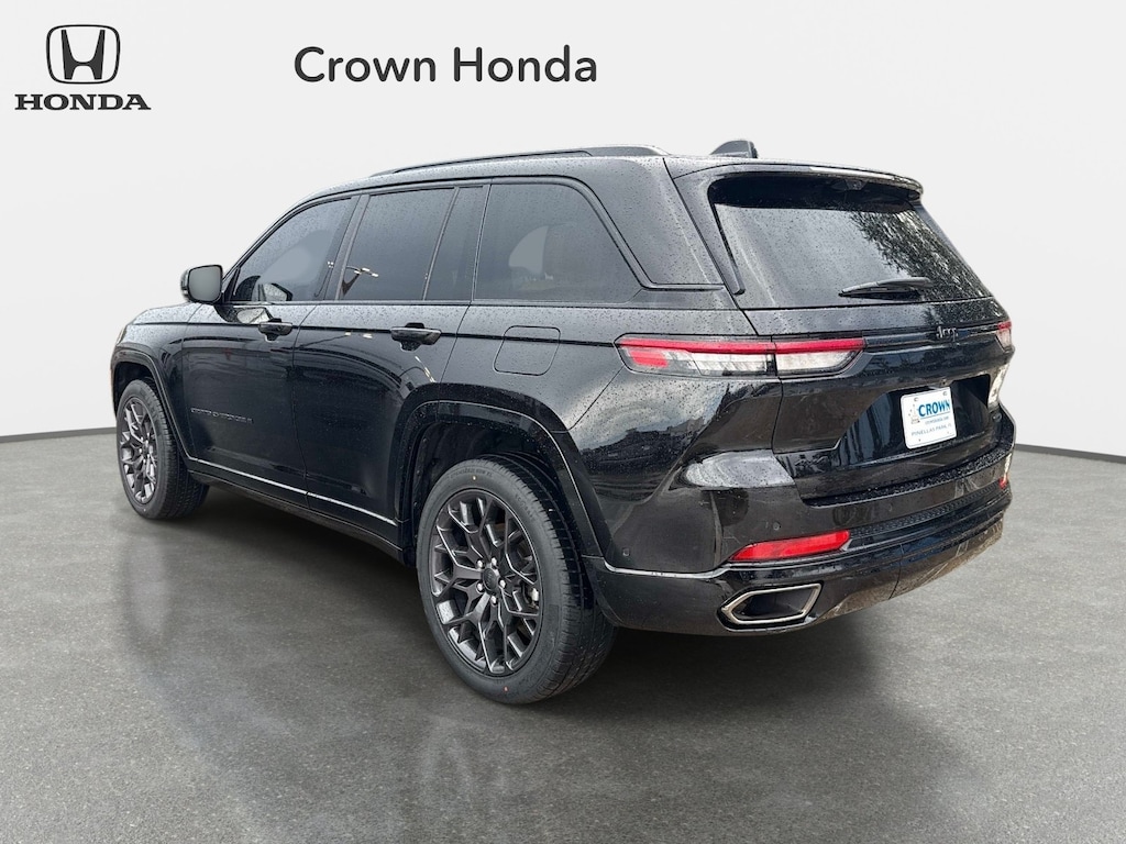 Used 2025 Jeep Grand Cherokee Summit SUV