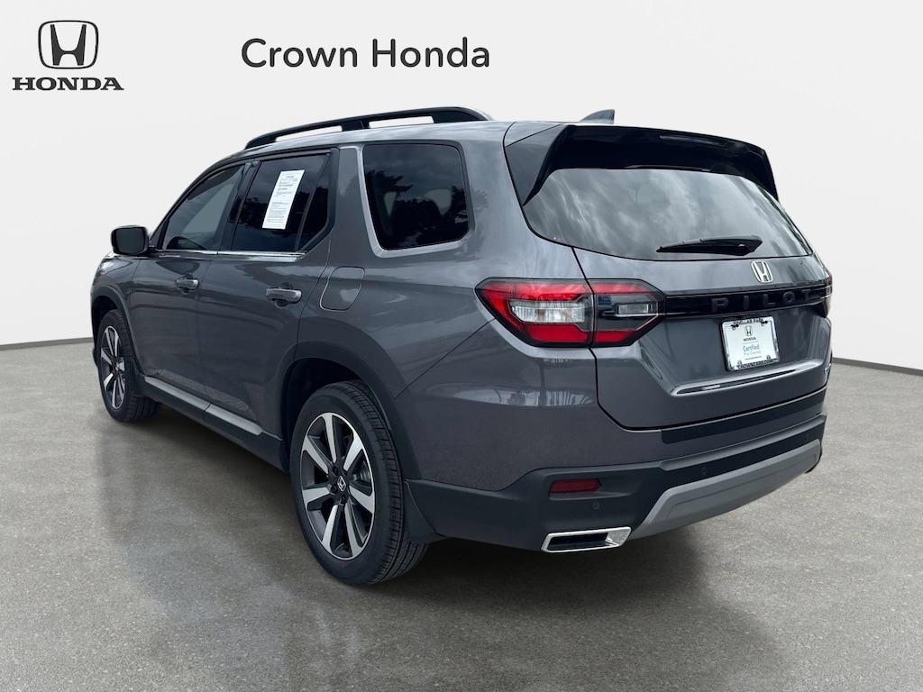 Certified 2025 Honda Pilot Touring SUV