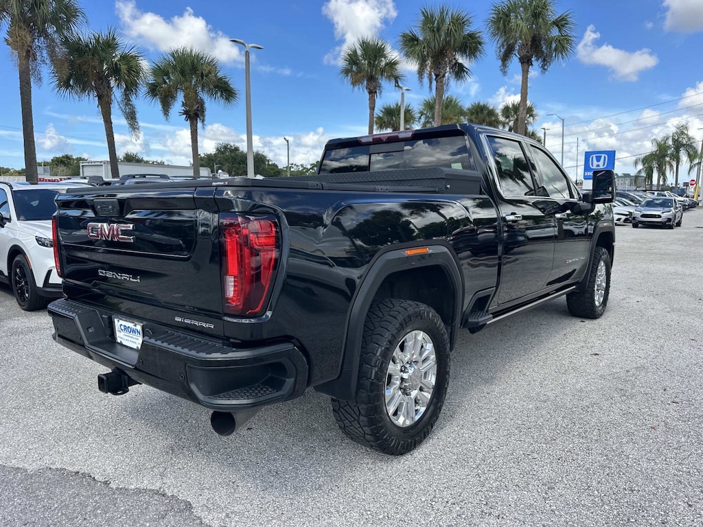 Used 2022 GMC Sierra 2500HD Denali Truck Crew Cab