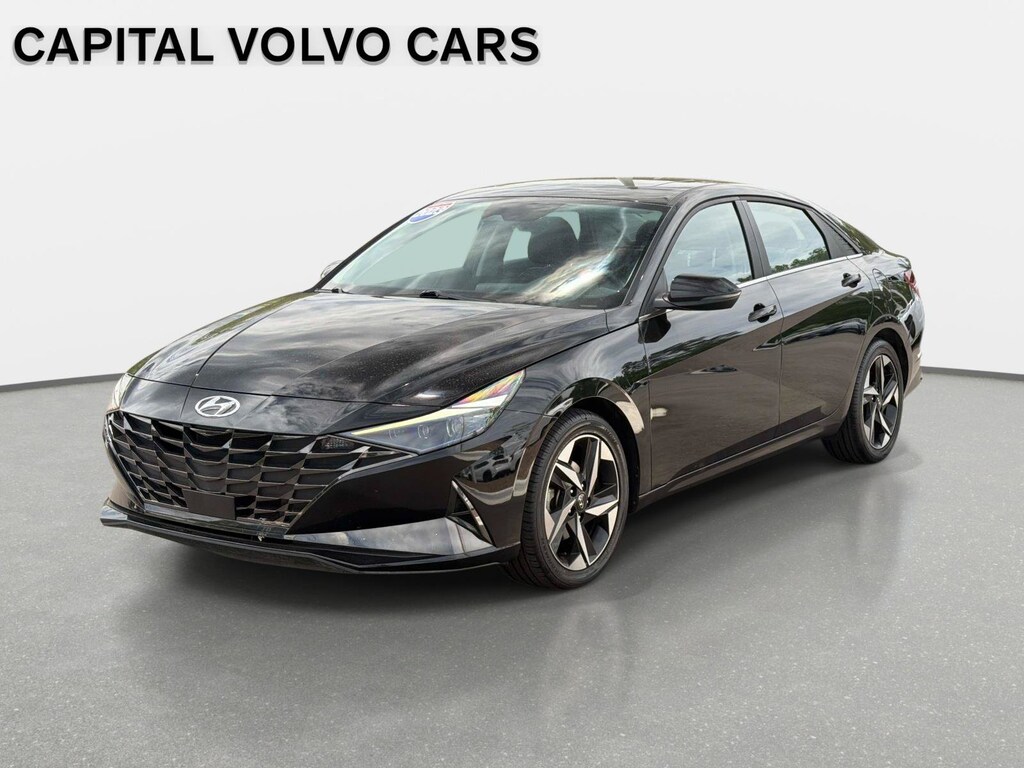 Used 2023 Hyundai Elantra Limited Sedan