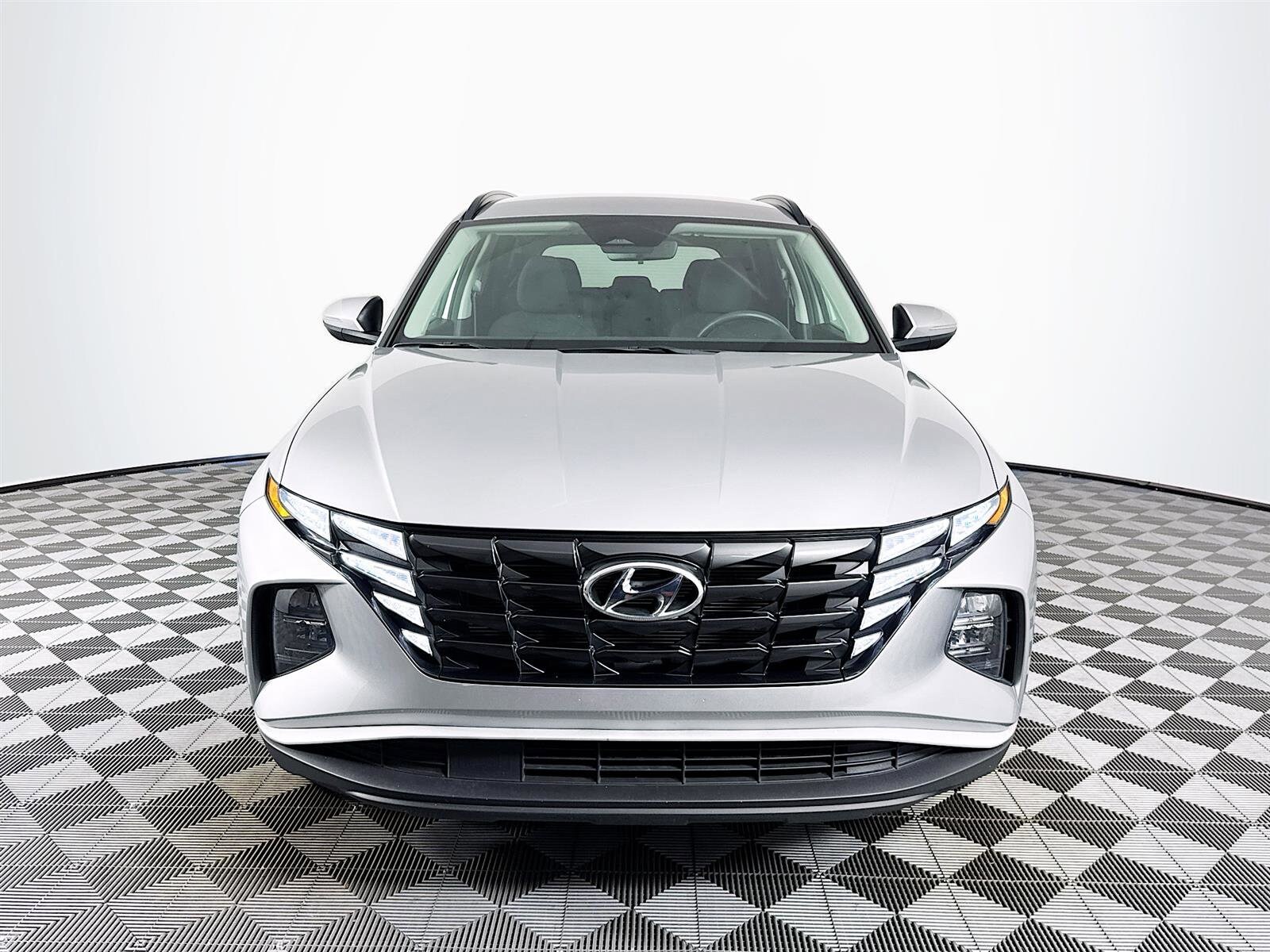 2022 Hyundai Tucson SEL photo 2