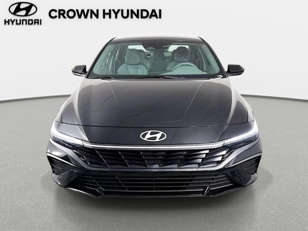 New 2026 Hyundai Elantra SE Sedan