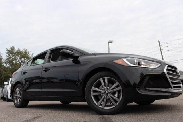 2017 Hyundai Elantra black