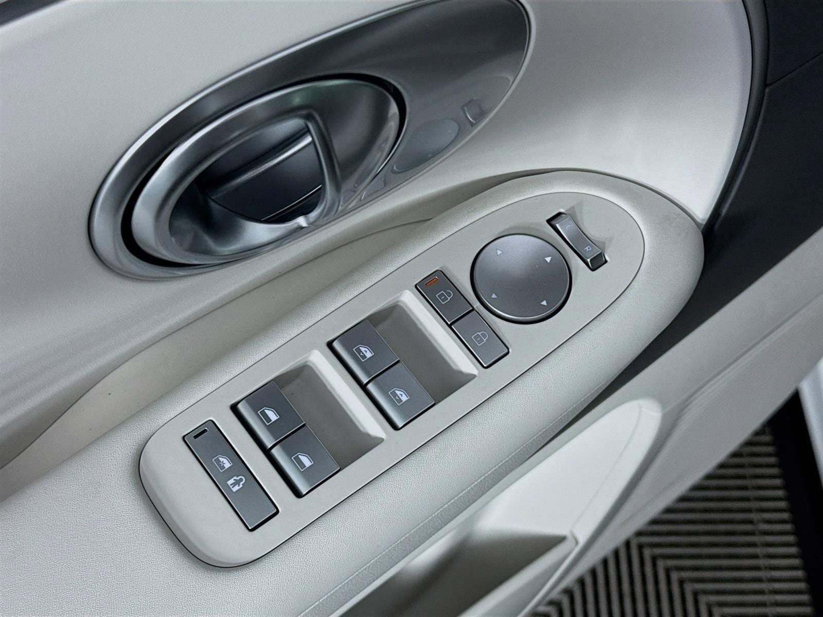 2026 Hyundai IONIQ 9 SE - Photo 19