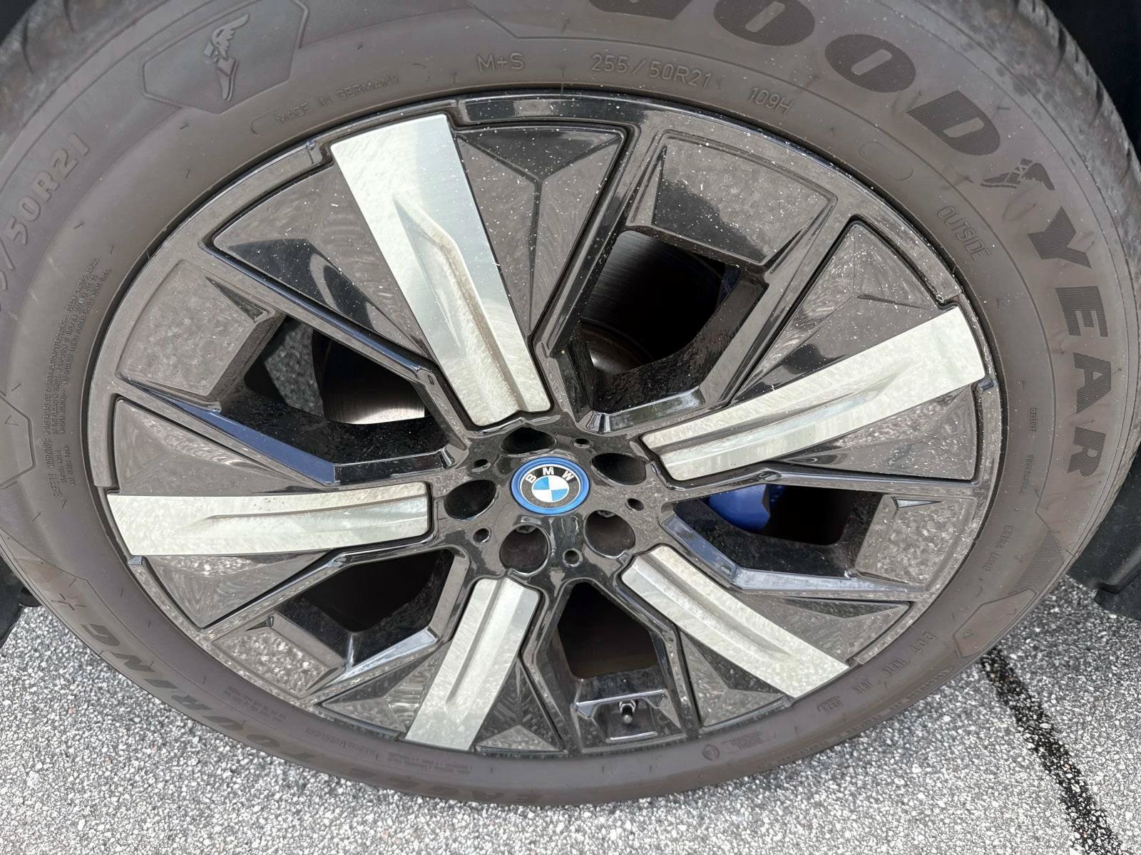 Used 2022 BMW iX Base with VIN WB523CF01NCK60241 for sale in St. Petersburg, FL