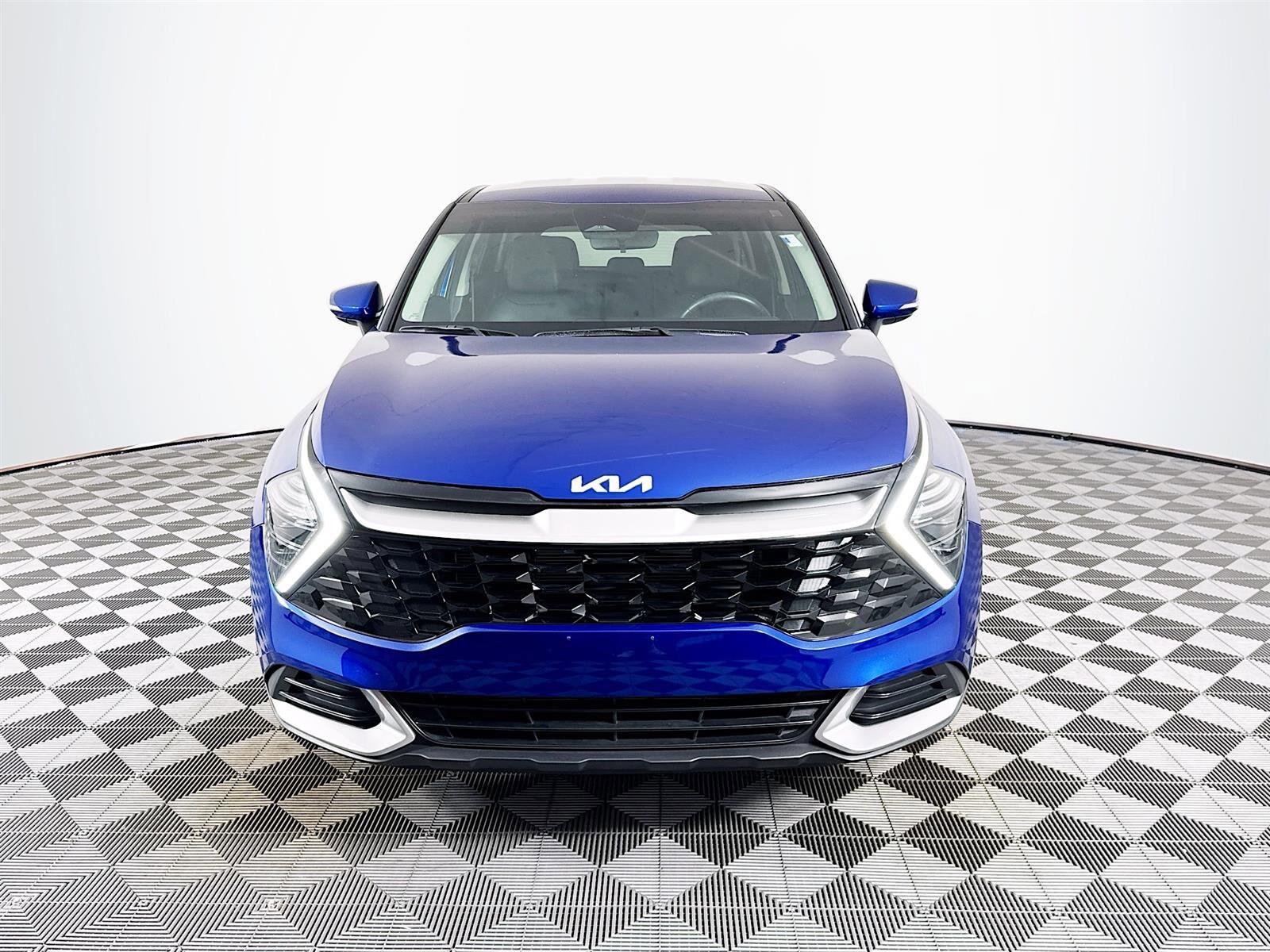 2024 Kia Sportage EX photo 2