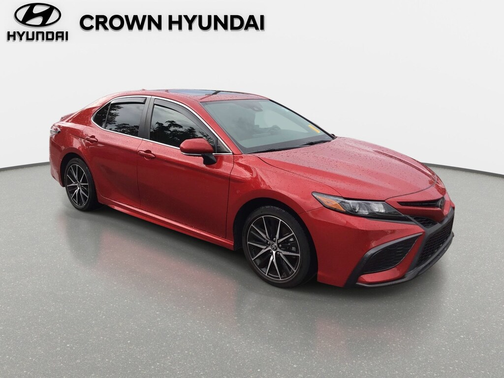 Used 2024 Toyota Camry SE Sedan