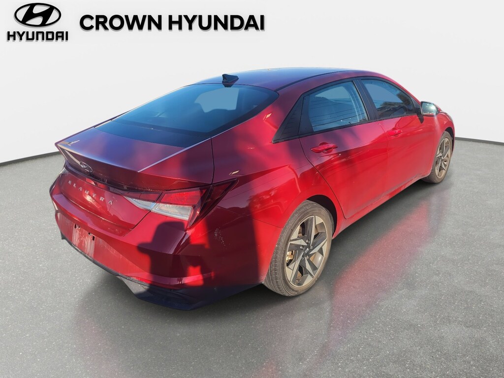 Used 2023 Hyundai Elantra SEL Sedan