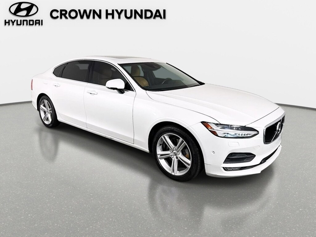 Used 2018 Volvo S90 T5 Momentum Sedan