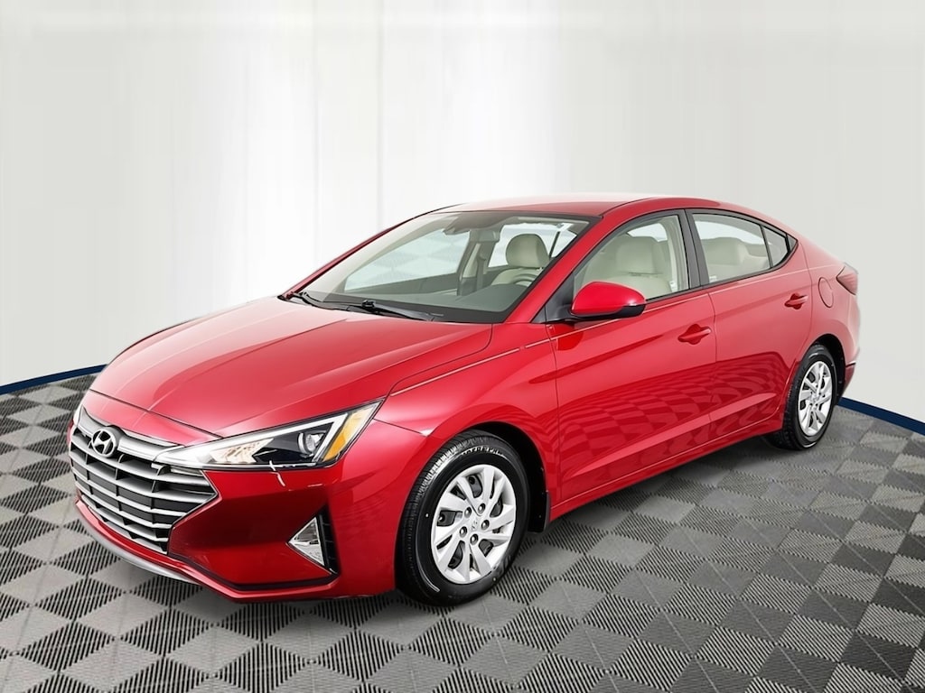 Used 2020 Hyundai Elantra SE Sedan