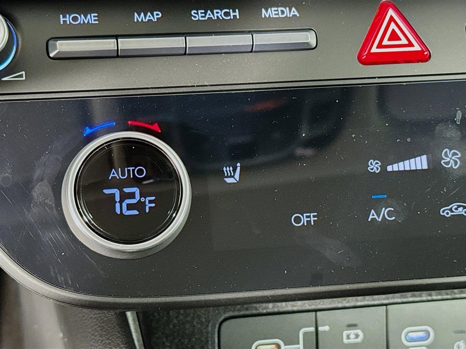 2025 Hyundai Sonata SEL - Photo 22