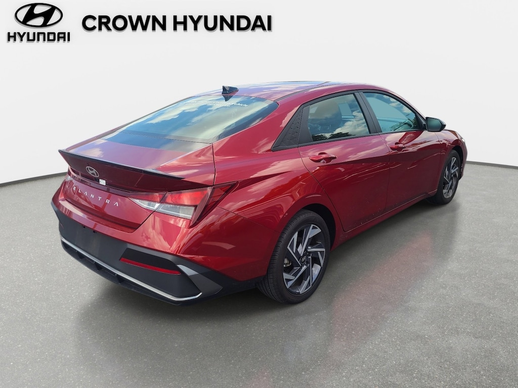 Certified 2025 Hyundai Elantra SEL Sport Sedan