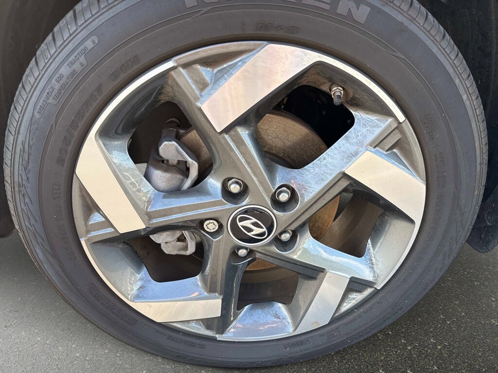 Certified 2025 Hyundai Venue SEL SUV