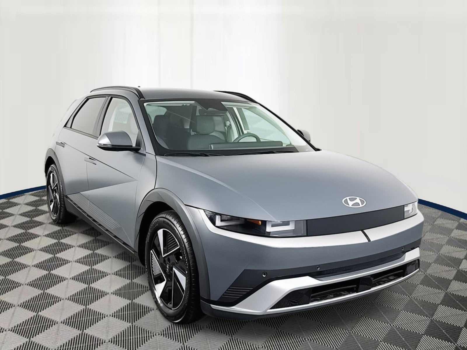 2025 Hyundai IONIQ 5 SEL's photo