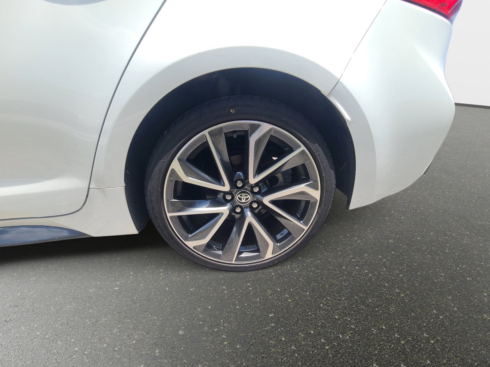 2021 Toyota Corolla SE - Photo 8
