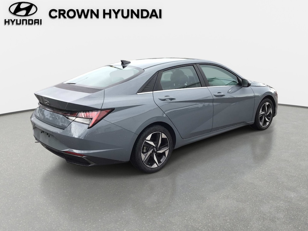 Used 2022 Hyundai Elantra Hybrid Limited Sedan