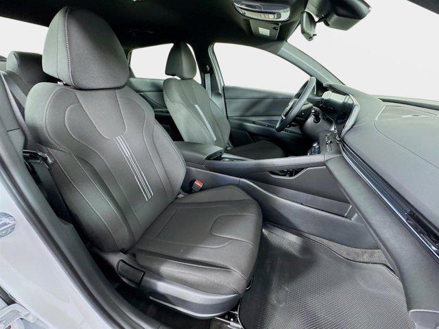 2025 Hyundai Elantra Blue - Photo 26