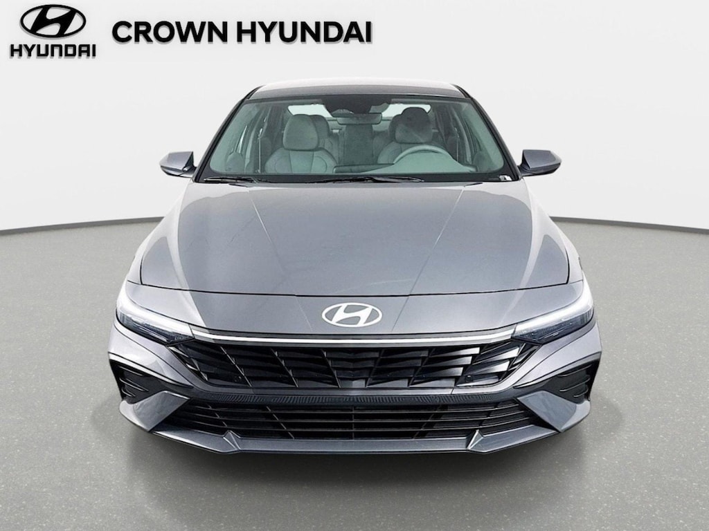 New 2026 Hyundai Elantra SE Sedan