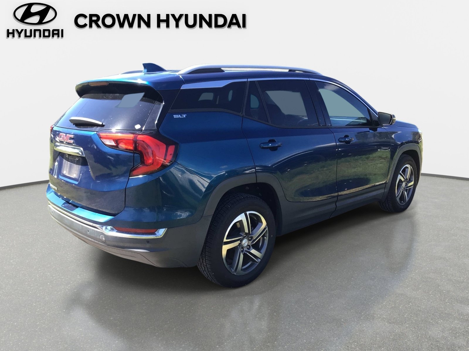 Used 2021 GMC Terrain SLT SUV