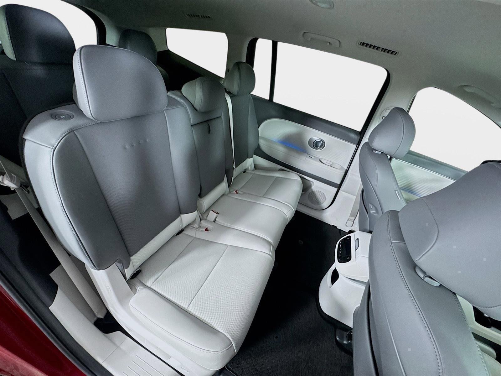 2026 Hyundai IONIQ 9 SEL - Photo 28