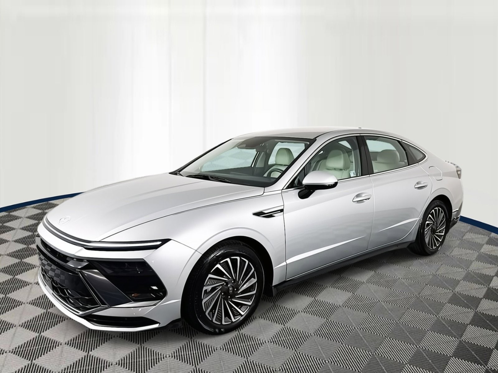 2025 Hyundai Sonata Hybrid SEL's photo