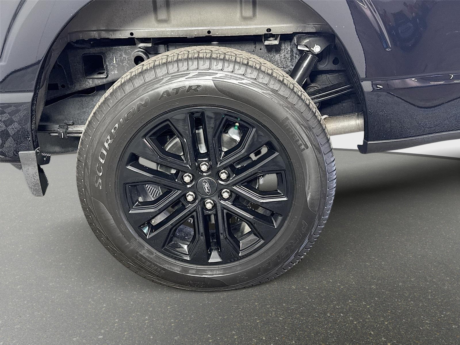 2025 Ford F-150 XLT - Photo 32