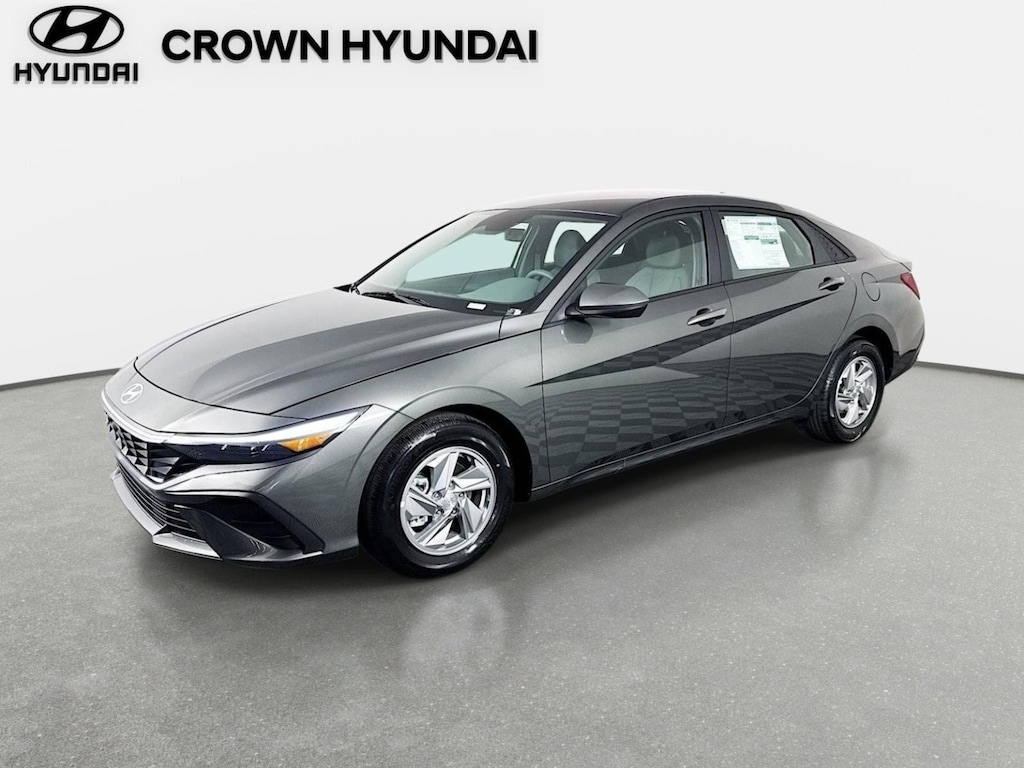 New 2026 Hyundai Elantra SE Sedan