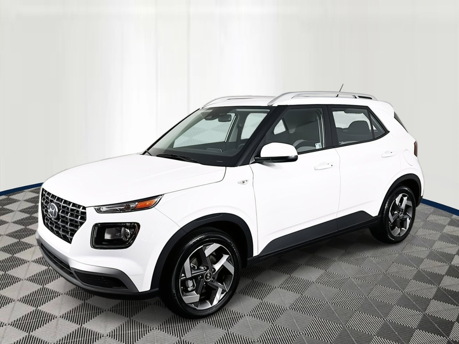 2025 Hyundai Venue SEL's photo