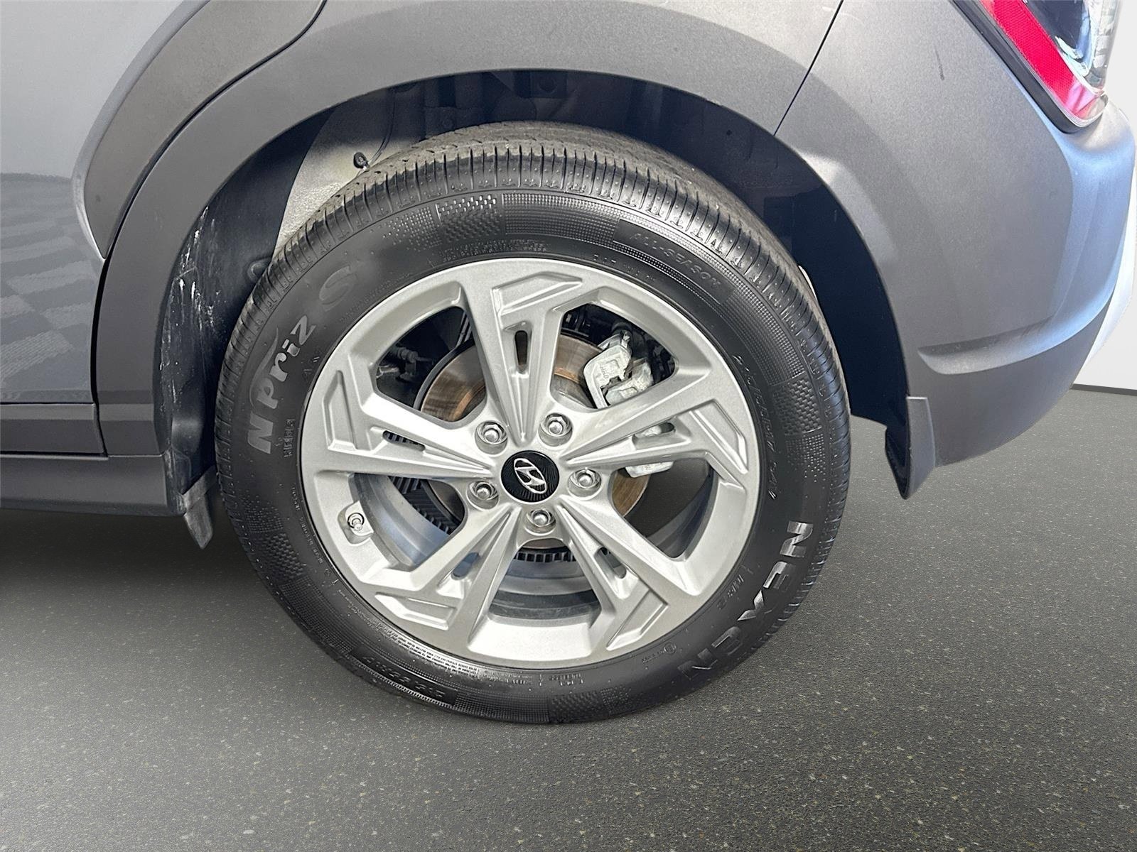 2023 Hyundai Kona SEL - Photo 28