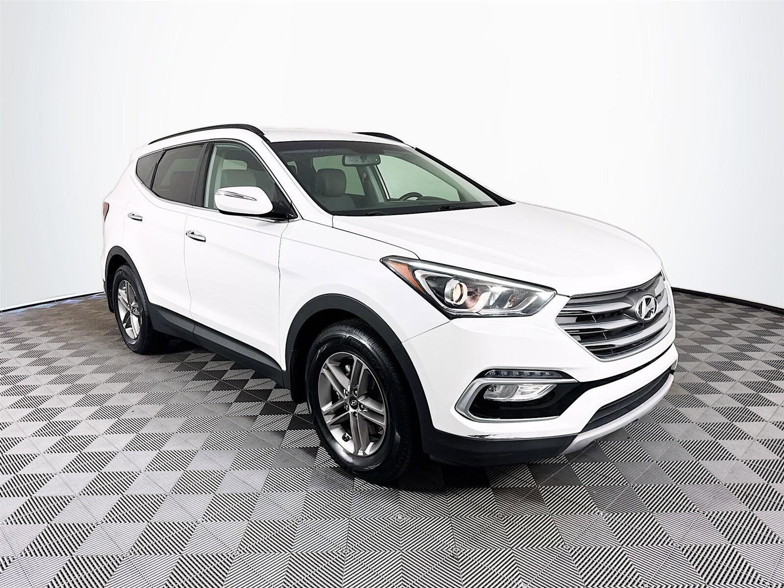 2018 Hyundai Santa Fe Sport Base photo 3