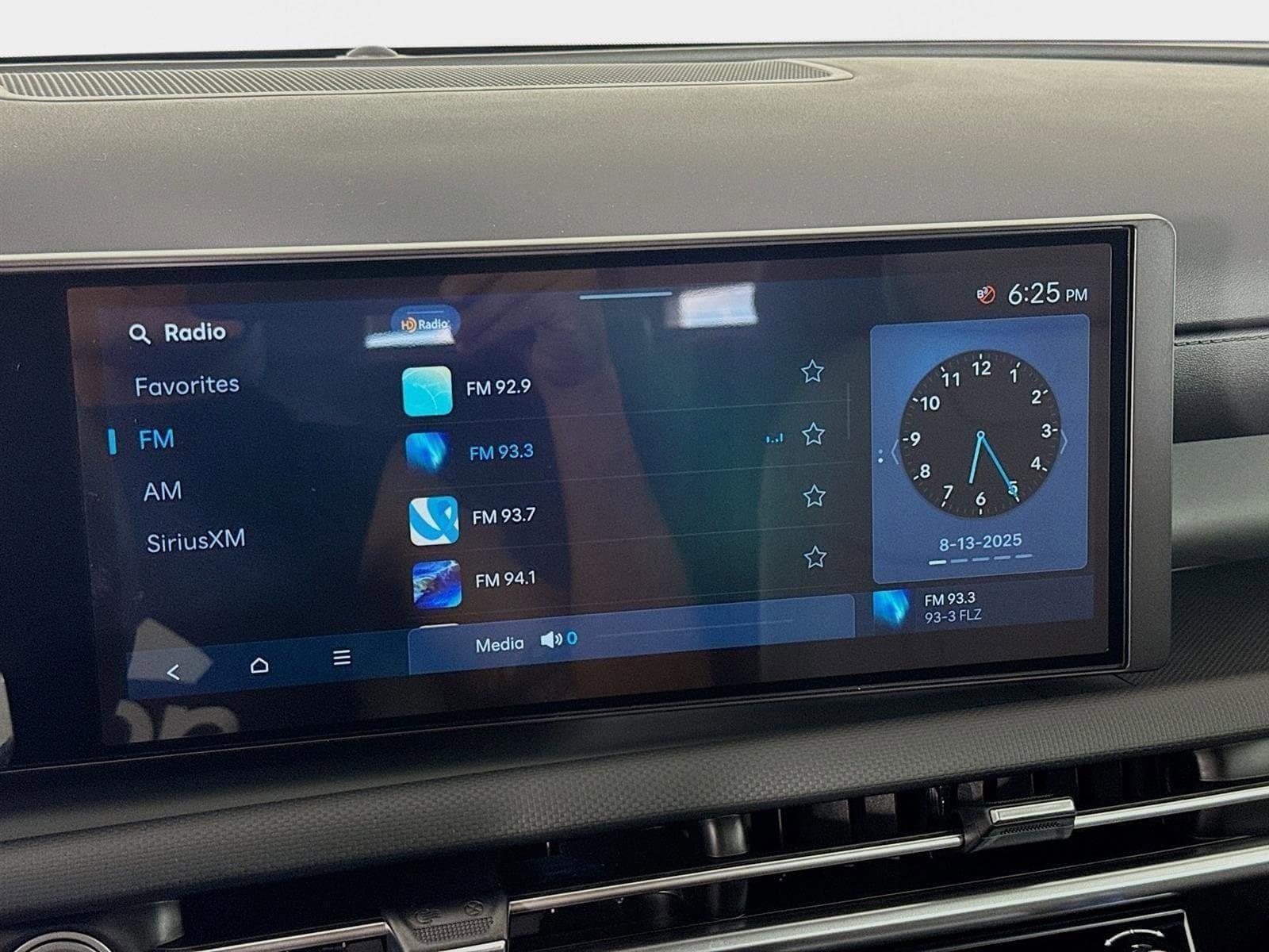 2026 Hyundai Santa Cruz SEL - Photo 14