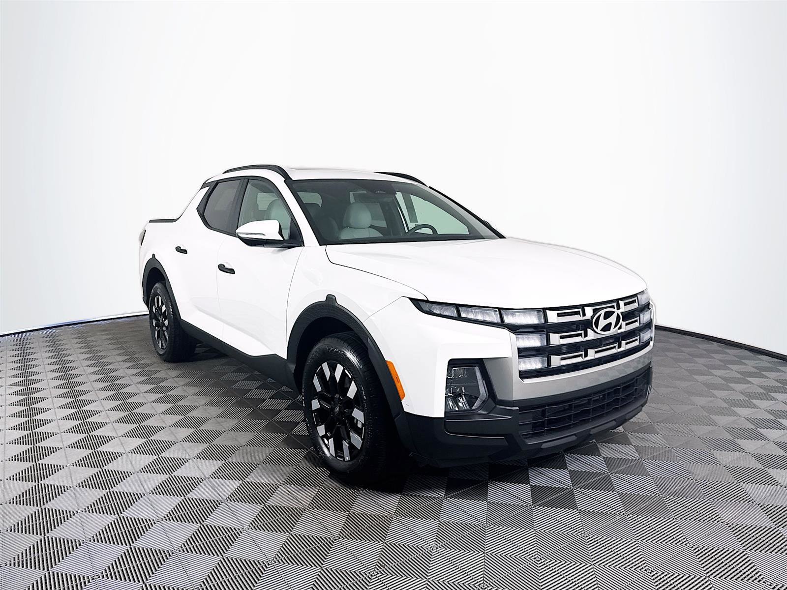 2025 Hyundai Santa Cruz SEL Activity