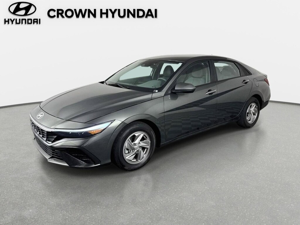 New 2026 Hyundai Elantra SE Sedan