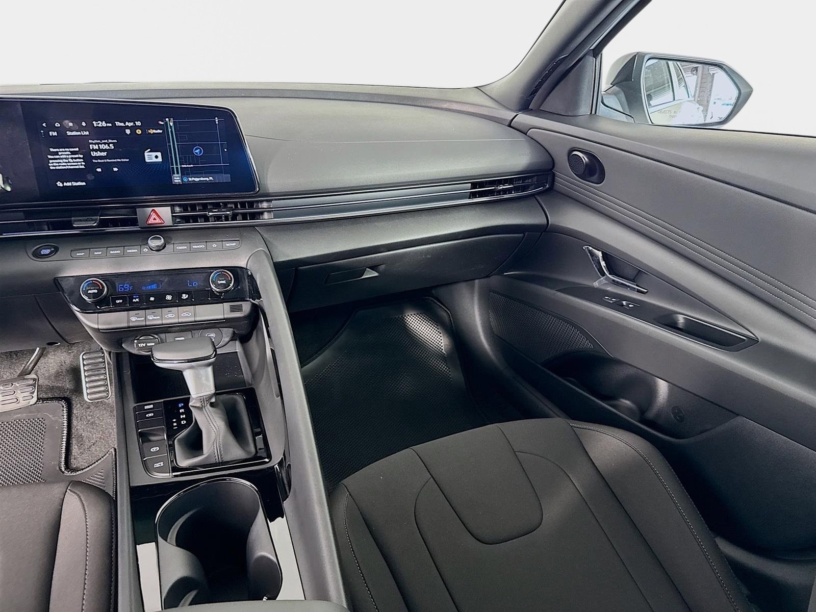 2025 Hyundai Elantra Blue - Photo 23