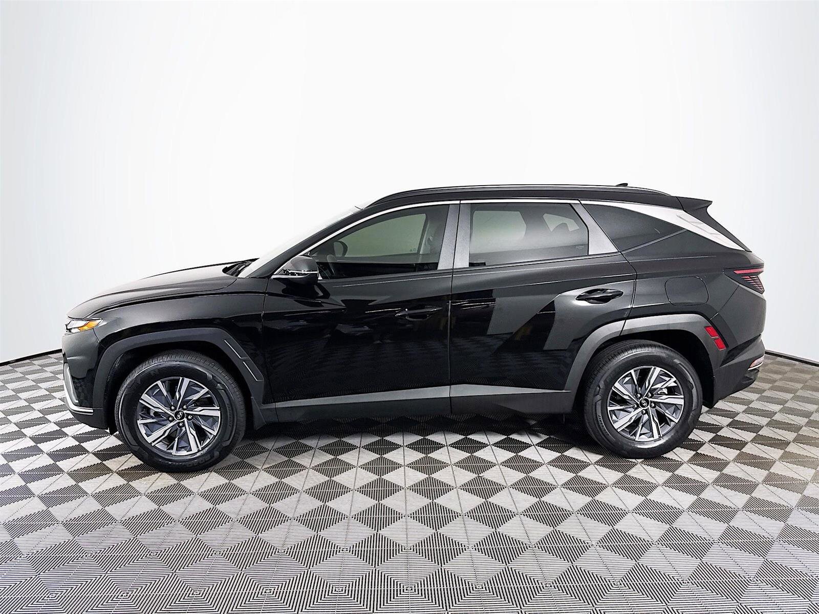 2023 Hyundai Tucson Hybrid Blue photo 3